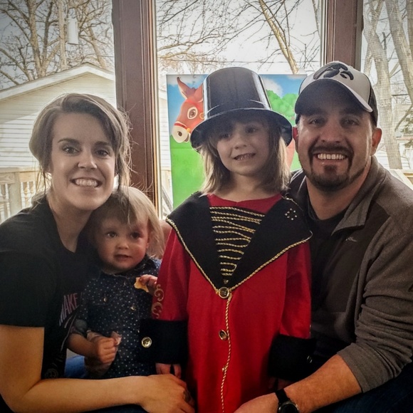 Meet your Posher, Brianne - Picture 3 of 4